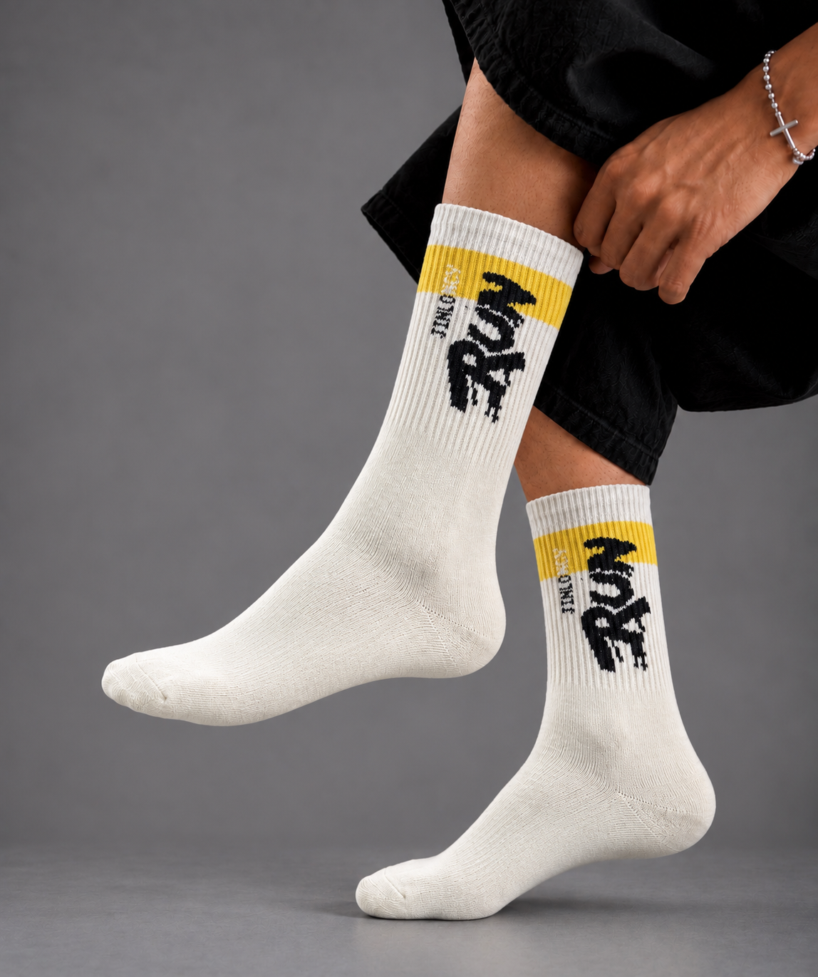 RUN NEW UNIQUE CREW SOCKS