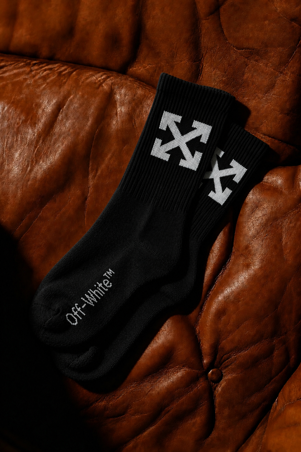 Arrow Graphic Black Socks