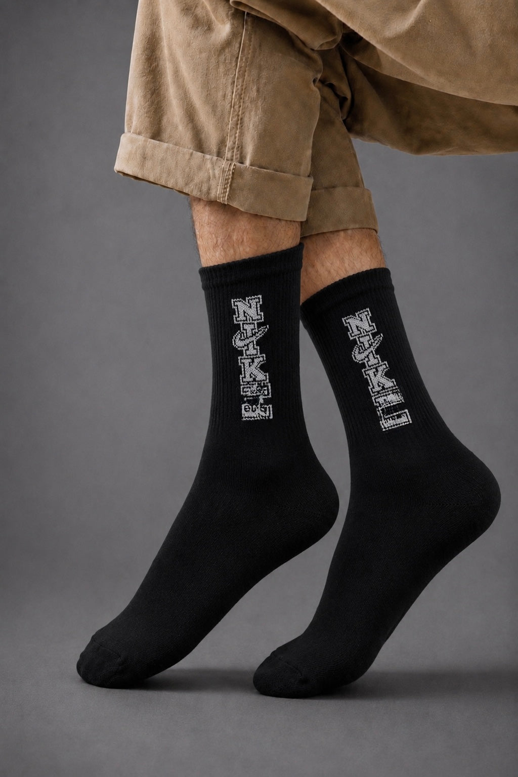 Trendy socks Black edition