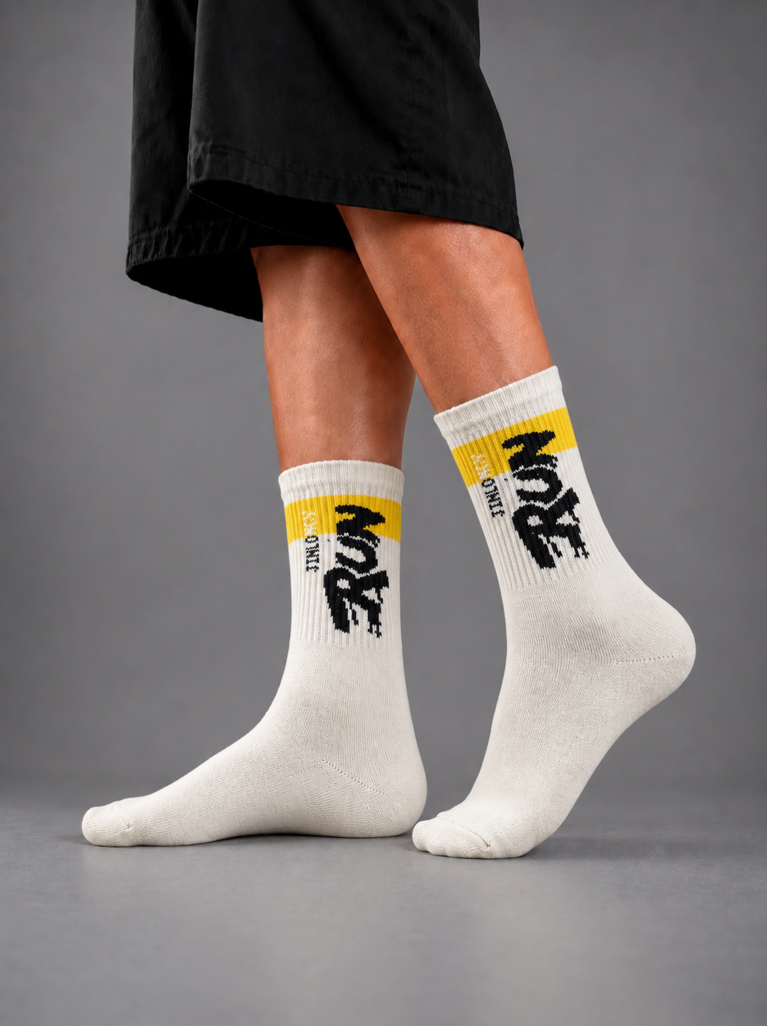 RUN NEW UNIQUE CREW SOCKS