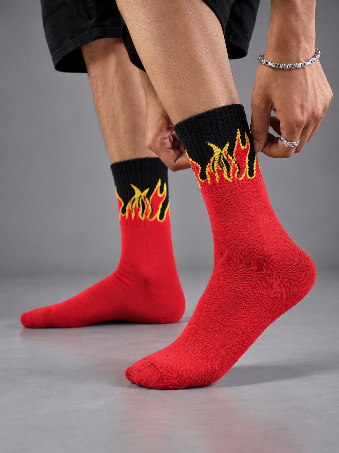 FIRE BLACK-RED CREW SOCKS