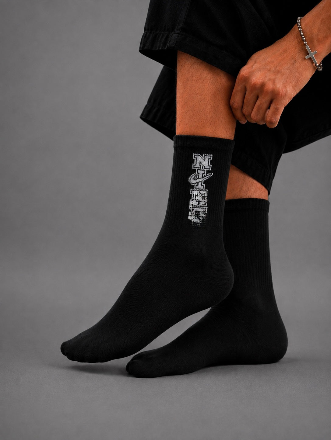 Trendy socks Black edition