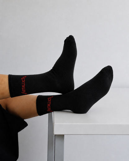 Metallica Logo Crew Socks – Black