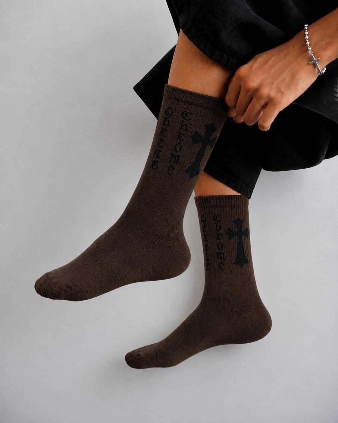 Classic Cross Graphic Crew Socks