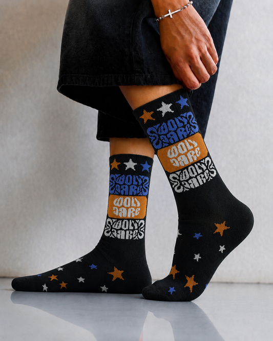 Retro Cartoon Star Crew Socks – Black